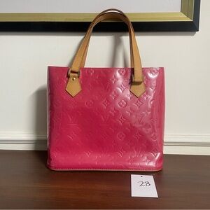 Louis Vuitton Glossy Pink Shoulder Bag